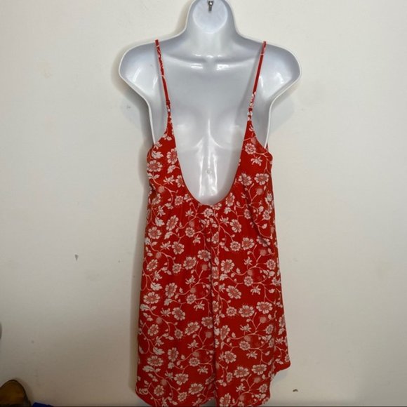 Forever 21 Contemporary Cami Shift Dress - Picture 5 of 13